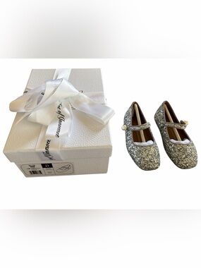 Age Of Innocence GLORIA SILVER FLATS